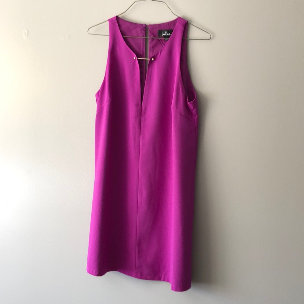 Short, magenta dress